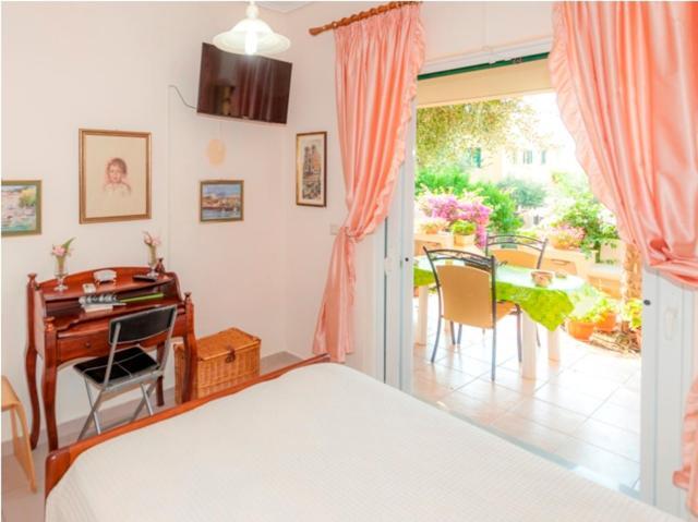 Villa Aliki บาร์บาตี ภายนอก รูปภาพ